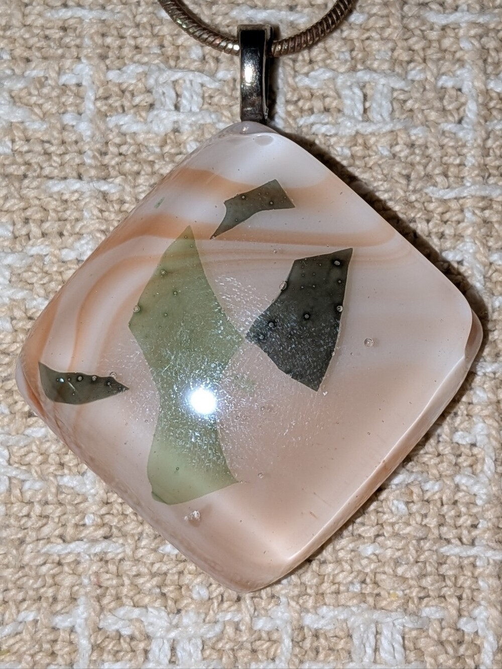 "Sea Moss Glass" Necklace - Picture 2 of 5